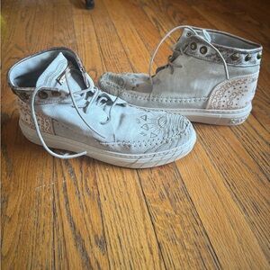 Karma of charme moccasin sneakers NEVER WORN